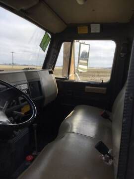 Photo 6 of this INTERNATIONAL S-2500
