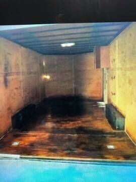 Photo 2 of this DIAMOND CARGO