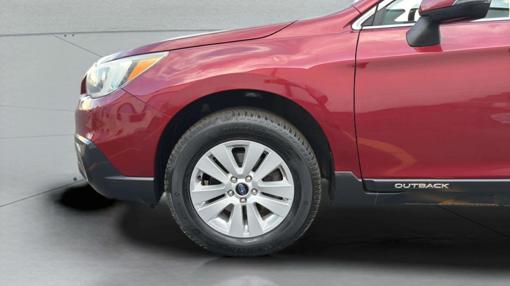 Photo 34 of this SUBARU OUTBACK
