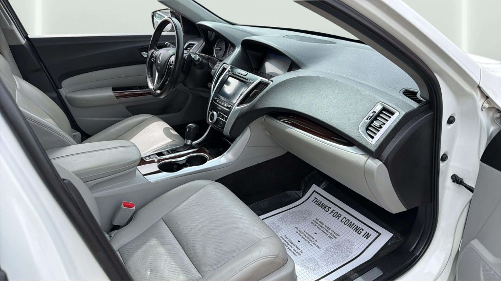 Photo 15 of this ACURA TLX