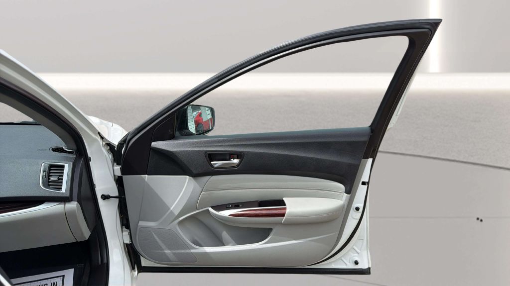 Photo 16 of this ACURA TLX