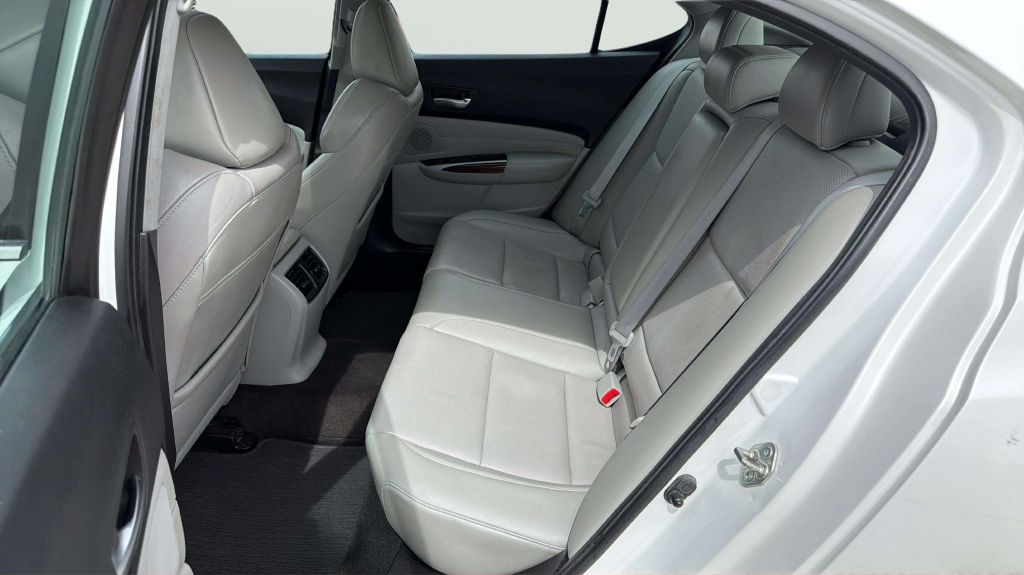 Photo 20 of this ACURA TLX