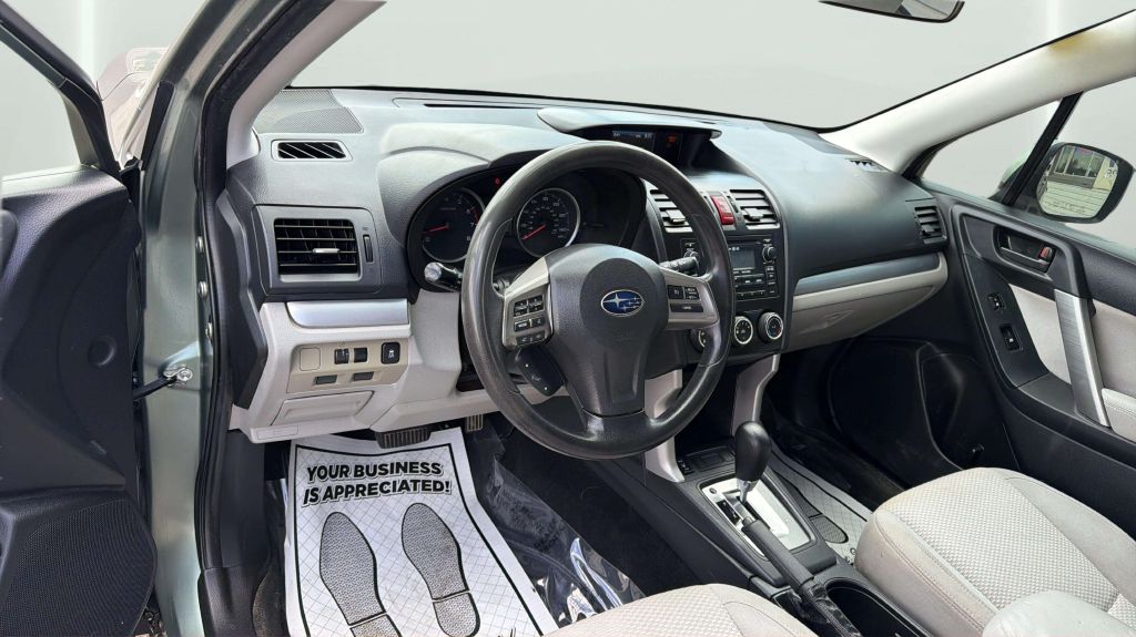 Photo 17 of this SUBARU FORESTER
