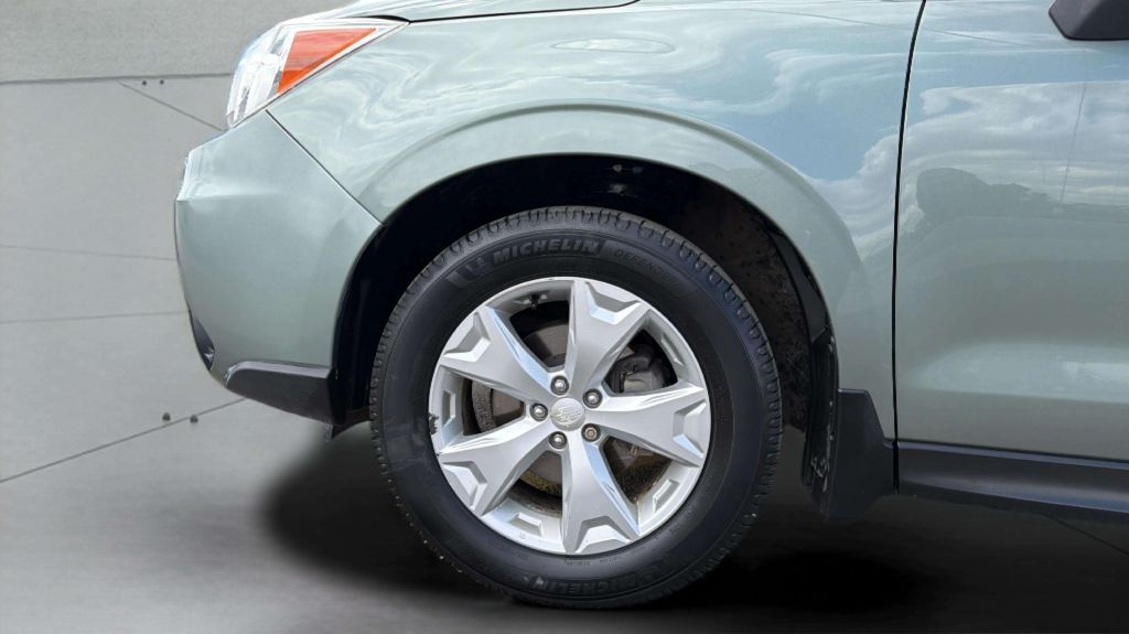 Photo 31 of this SUBARU FORESTER