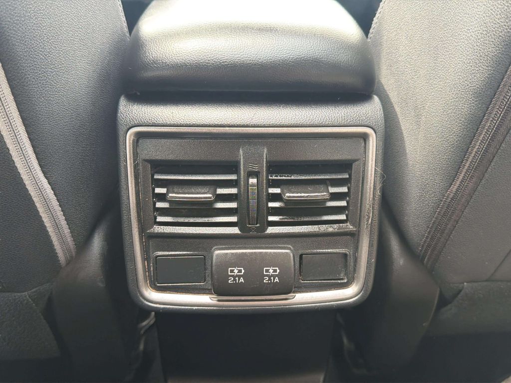 Photo 19 of this SUBARU FORESTER