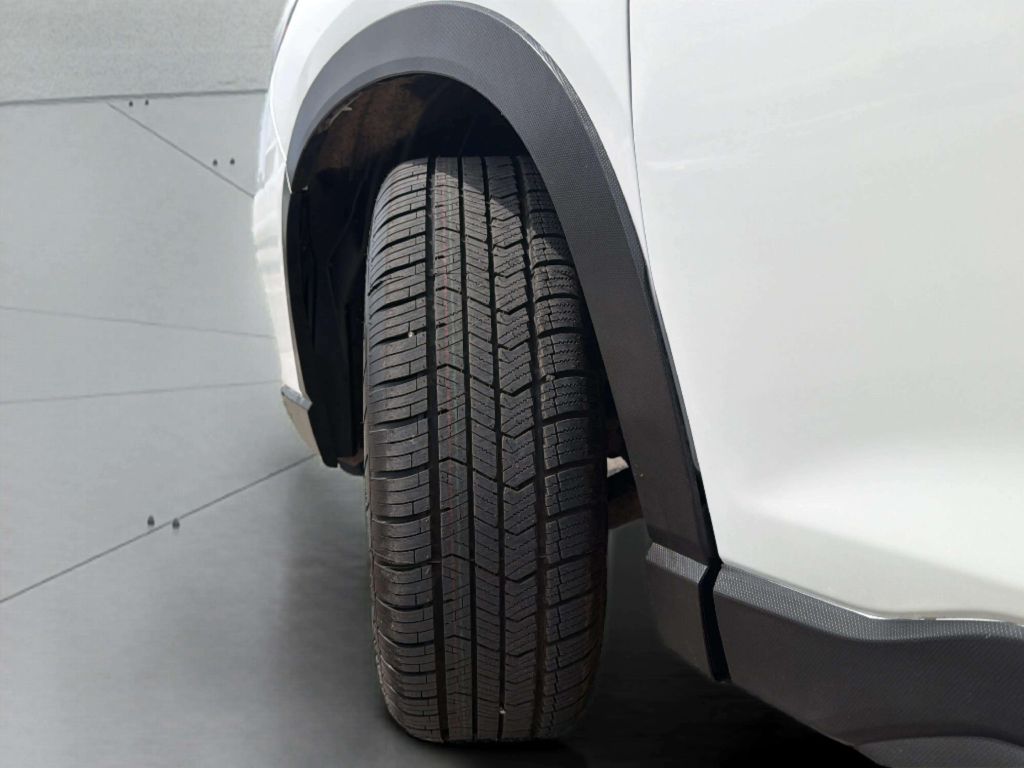 Photo 35 of this SUBARU FORESTER