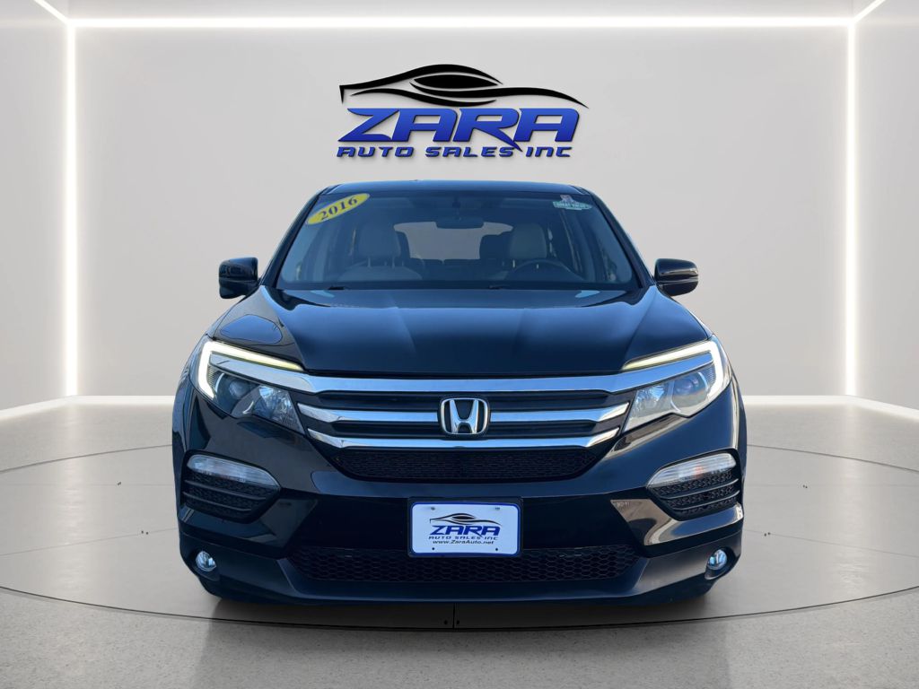 Photo 2 of this HONDA PILOT