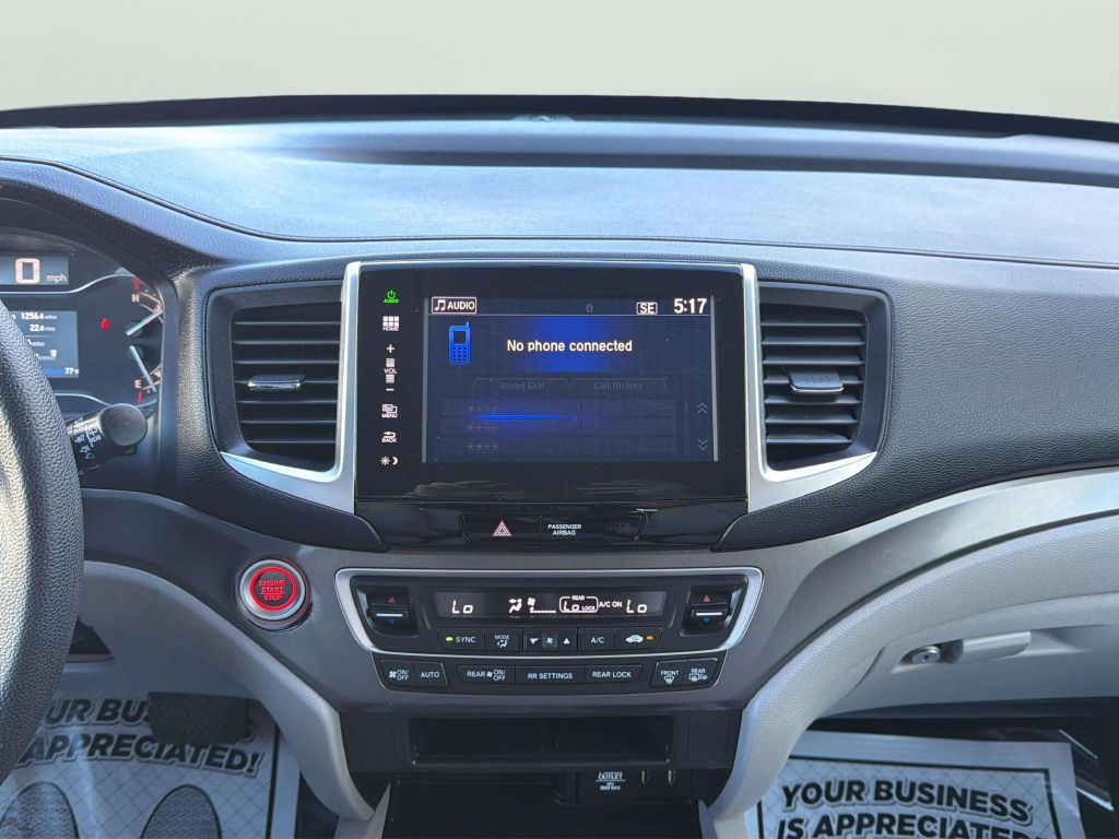 Photo 20 of this HONDA PILOT