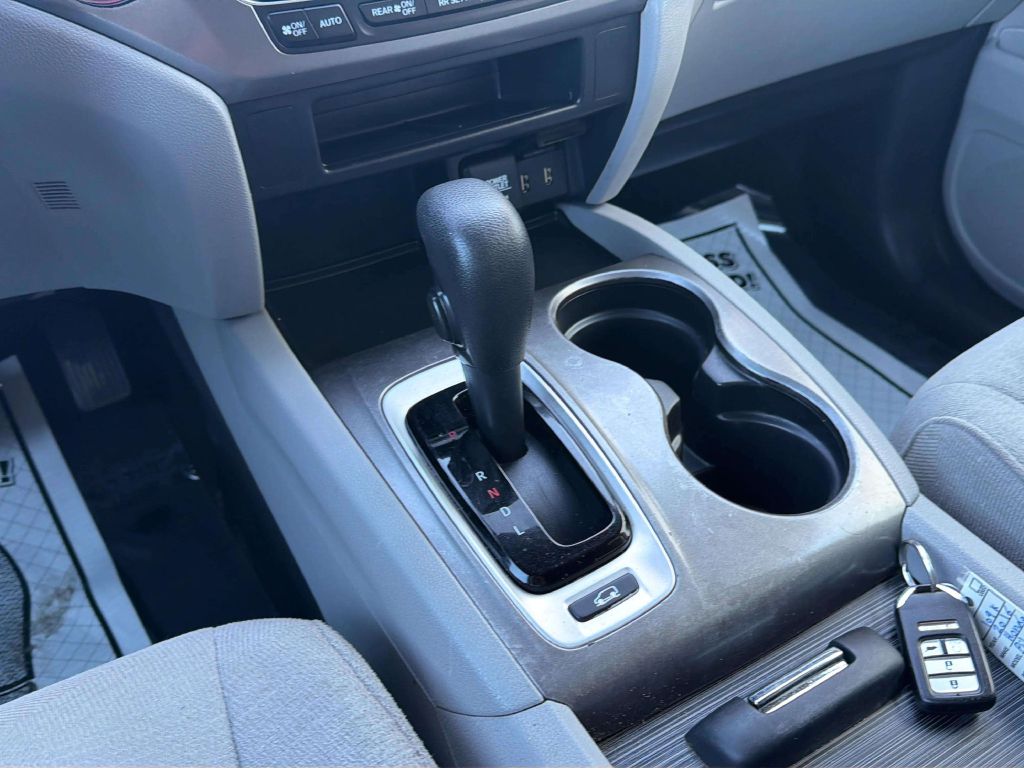 Photo 21 of this HONDA PILOT