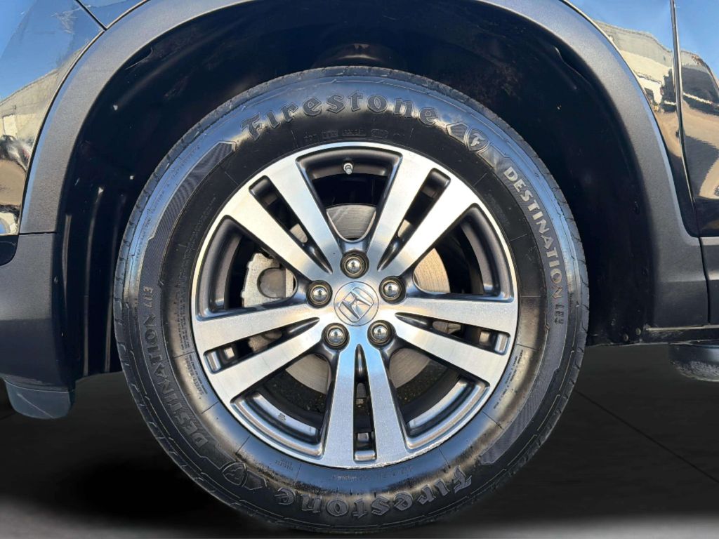 Photo 29 of this HONDA PILOT