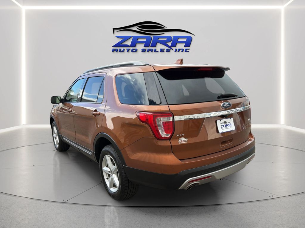 Photo 5 of this FORD EXPLORER