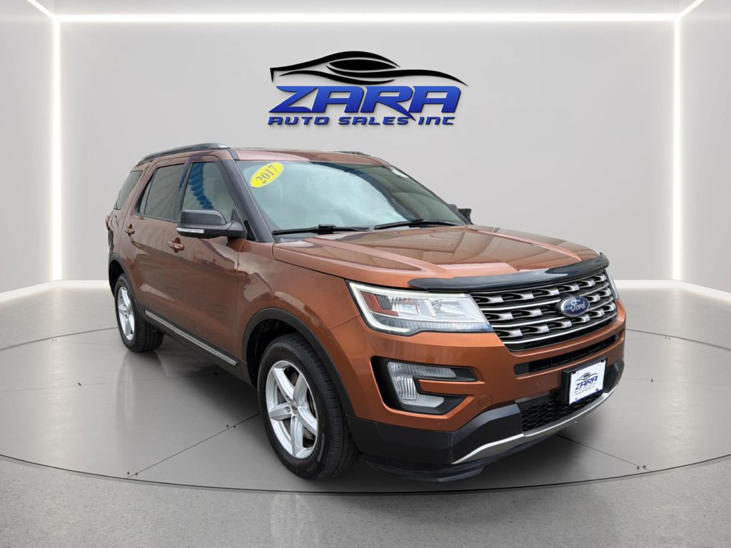 Photo 9 of this FORD EXPLORER