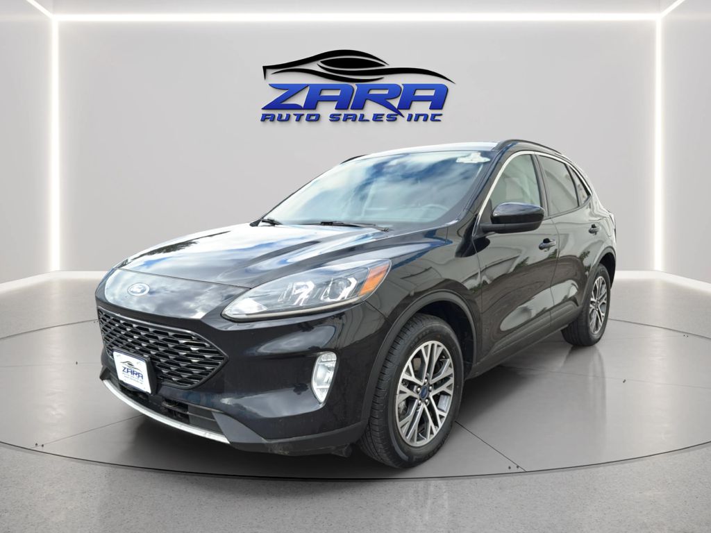 Photo 3 of this FORD ESCAPE