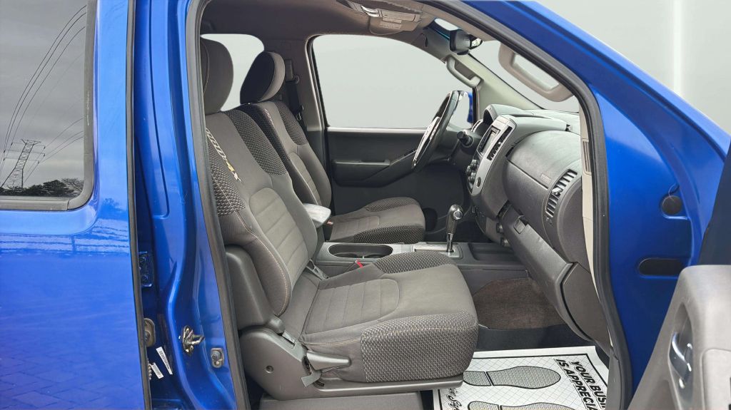 Photo 13 of this NISSAN FRONTIER