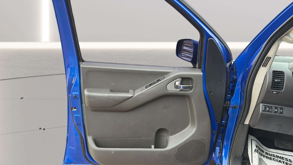 Photo 19 of this NISSAN FRONTIER