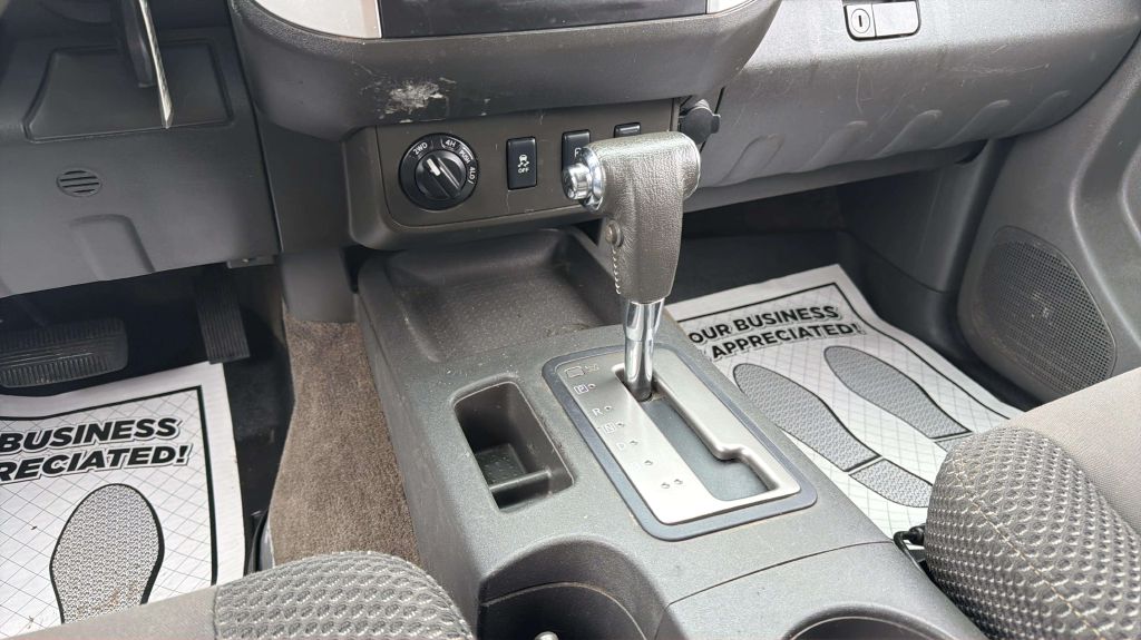 Photo 23 of this NISSAN FRONTIER