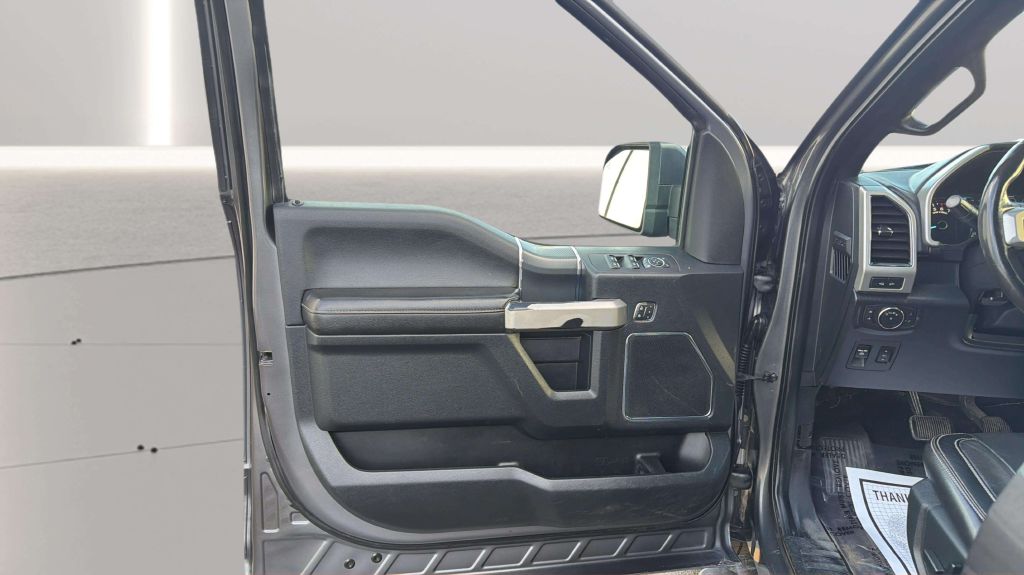 Photo 19 of this FORD F-150