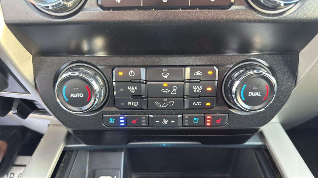 Photo 32 of this FORD F-150