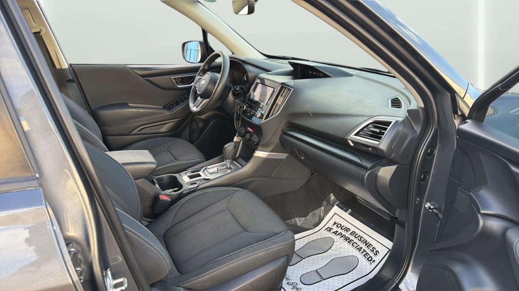 Photo 15 of this SUBARU FORESTER