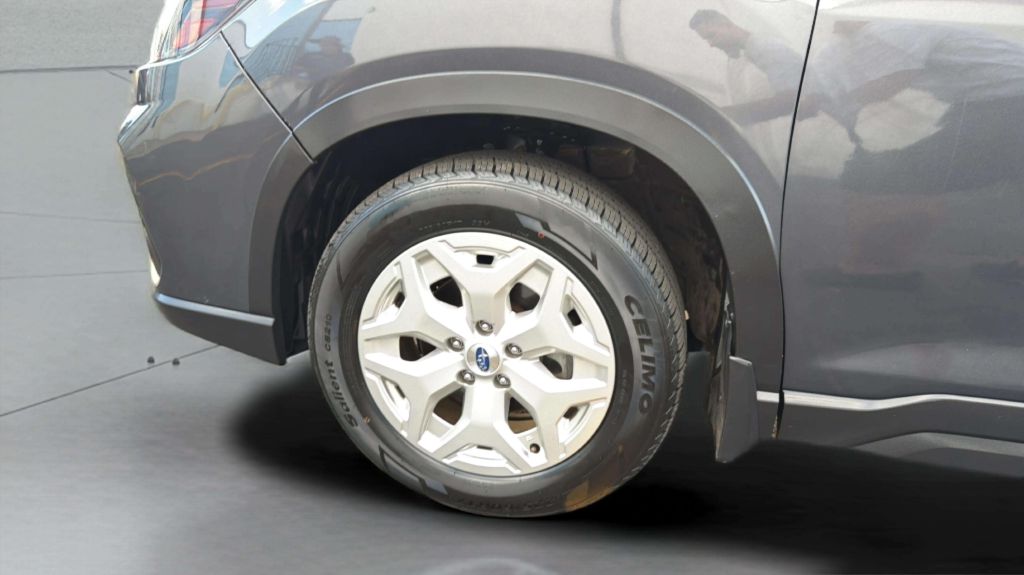Photo 30 of this SUBARU FORESTER