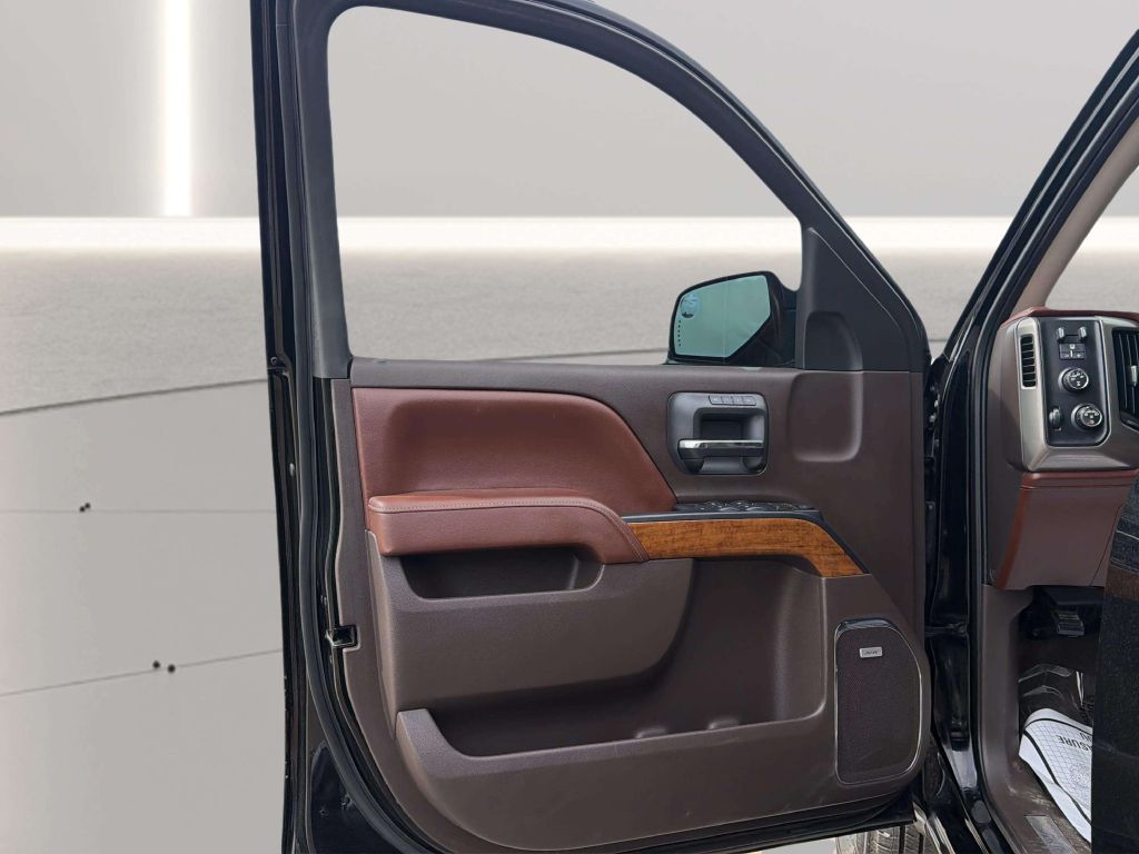Photo 15 of this CHEVROLET SILVERADO 1500