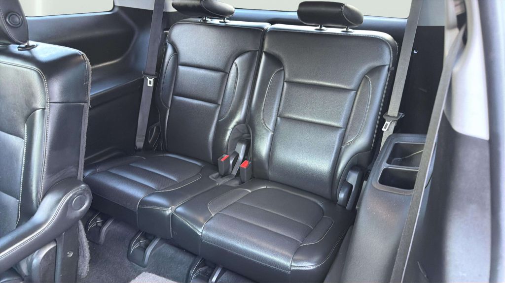 Photo 20 of this GMC ACADIA