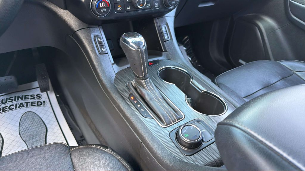 Photo 23 of this GMC ACADIA