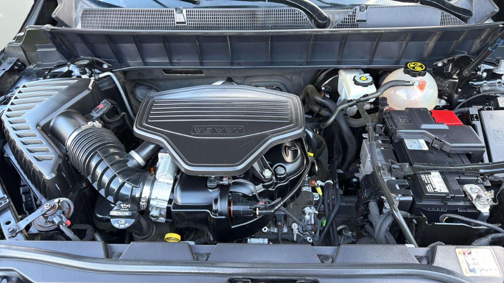 Photo 29 of this GMC ACADIA