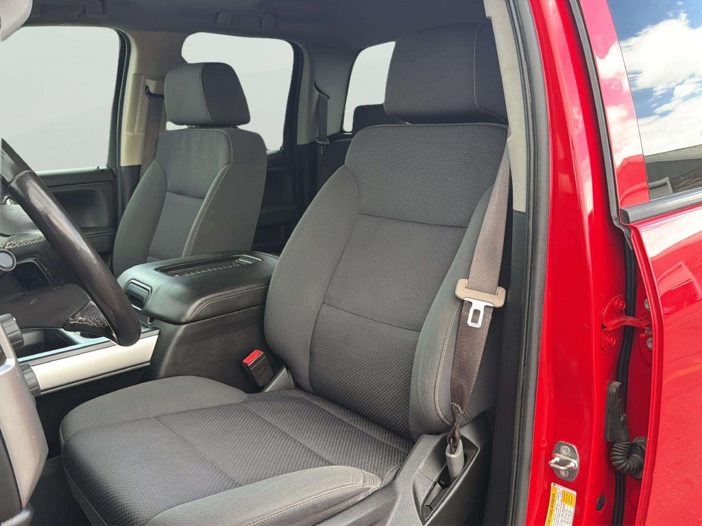 Photo 13 of this CHEVROLET SILVERADO 1500