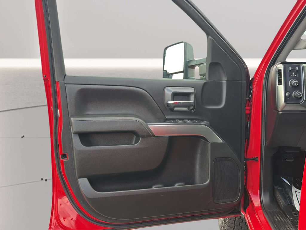 Photo 15 of this CHEVROLET SILVERADO 1500