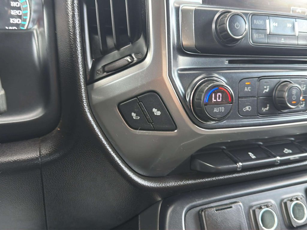 Photo 20 of this CHEVROLET SILVERADO 1500