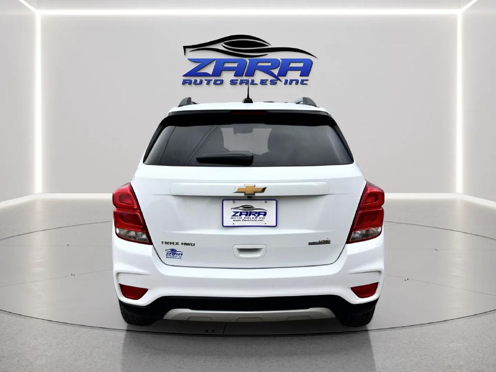 Photo 5 of this CHEVROLET TRAX