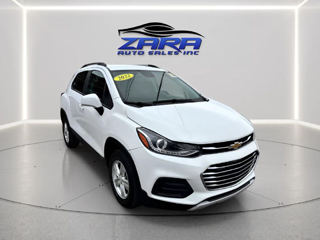 Photo 8 of this CHEVROLET TRAX