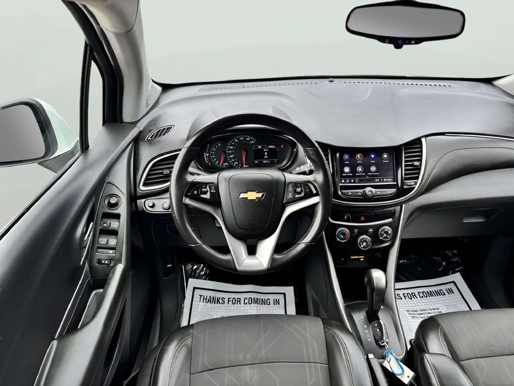 Photo 21 of this CHEVROLET TRAX