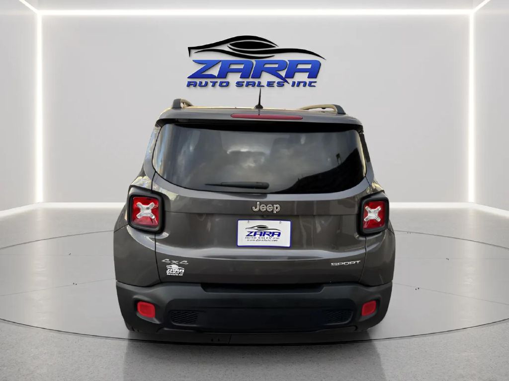 Photo 5 of this JEEP RENEGADE
