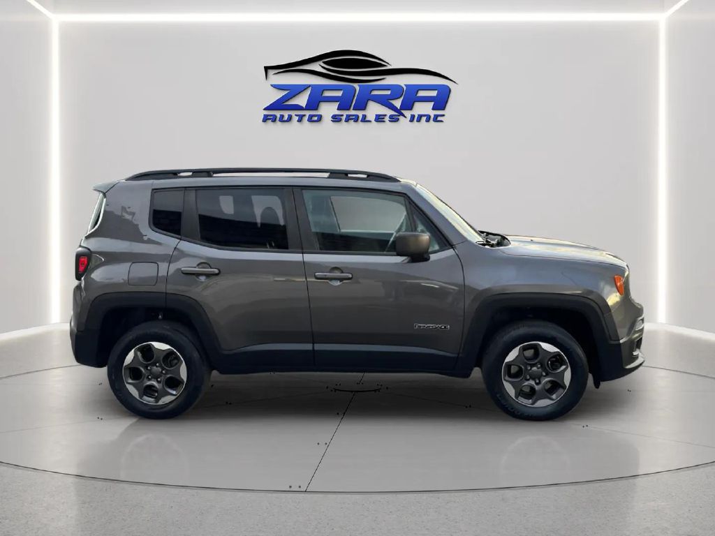 Photo 7 of this JEEP RENEGADE
