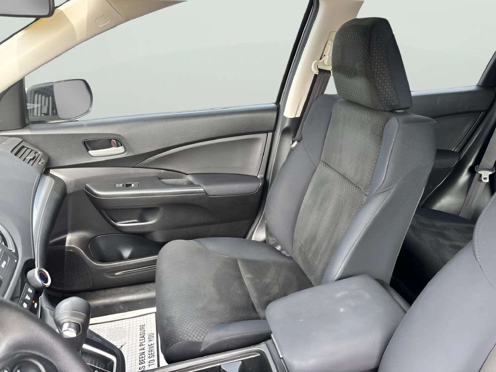 Photo 13 of this HONDA CR-V