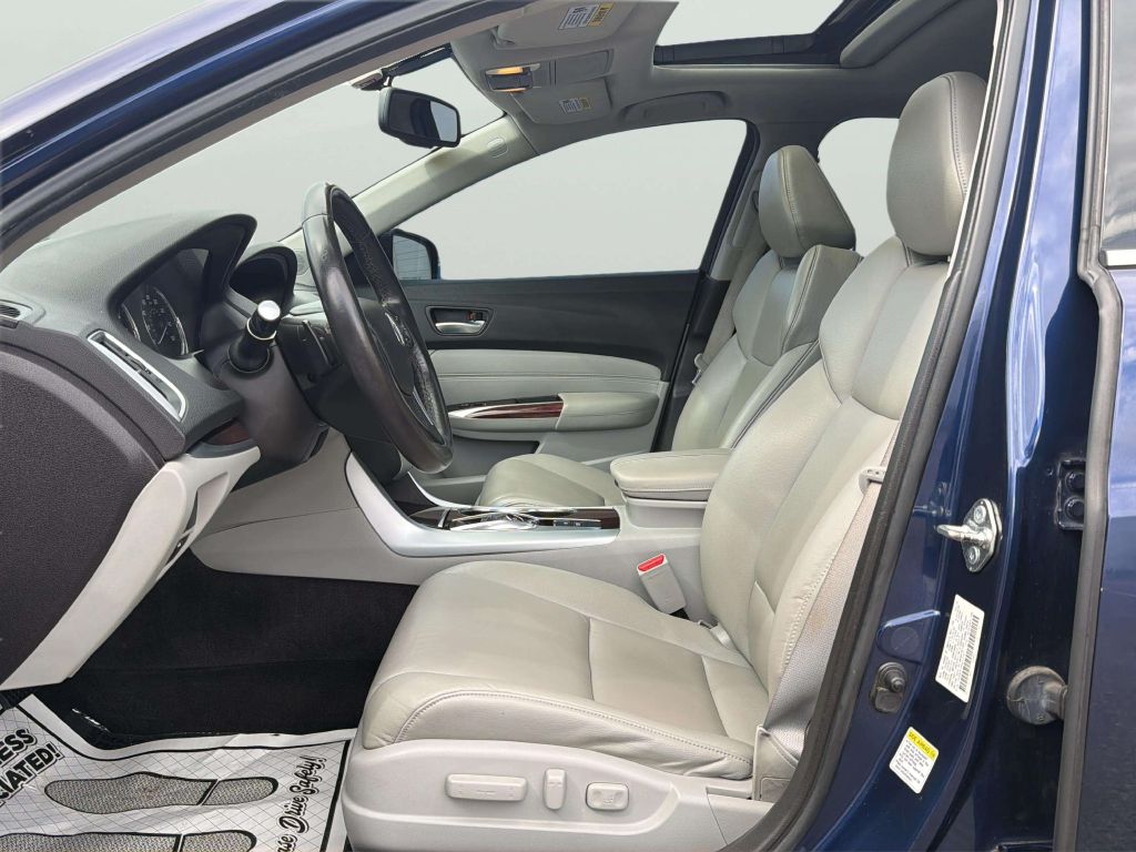 Photo 12 of this ACURA TLX