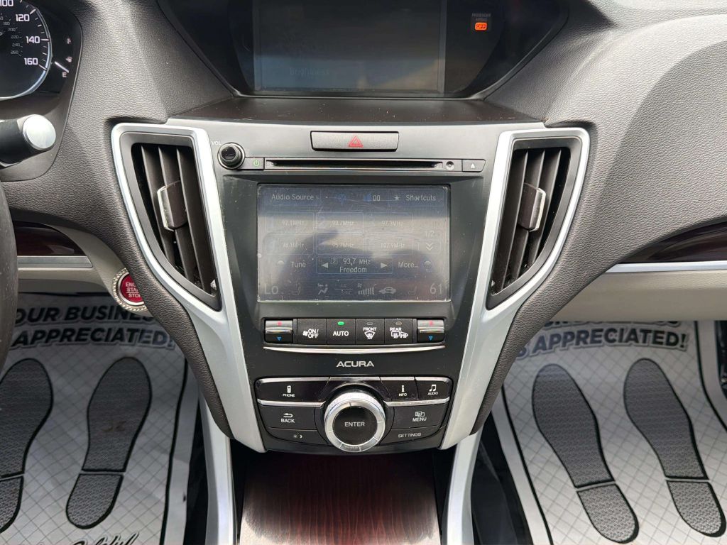 Photo 20 of this ACURA TLX