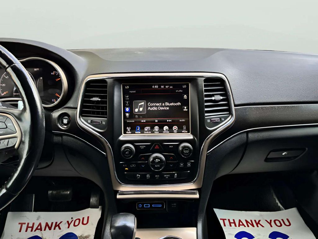 Photo 16 of this JEEP GRAND CHEROKEE