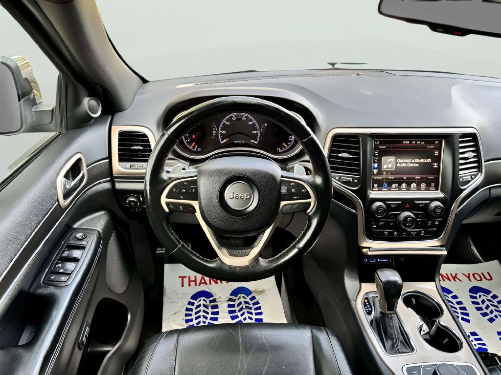 Photo 19 of this JEEP GRAND CHEROKEE