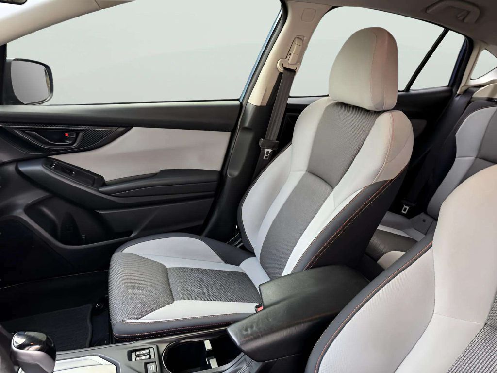 Photo 13 of this SUBARU CROSSTREK
