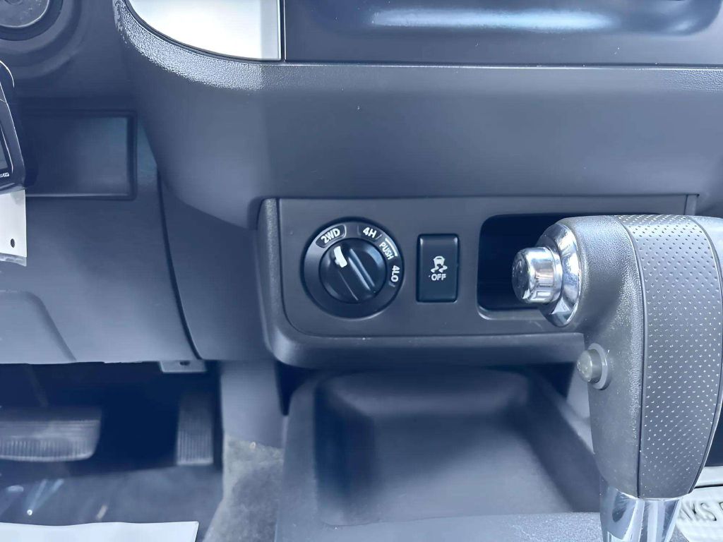 Photo 19 of this NISSAN XTERRA