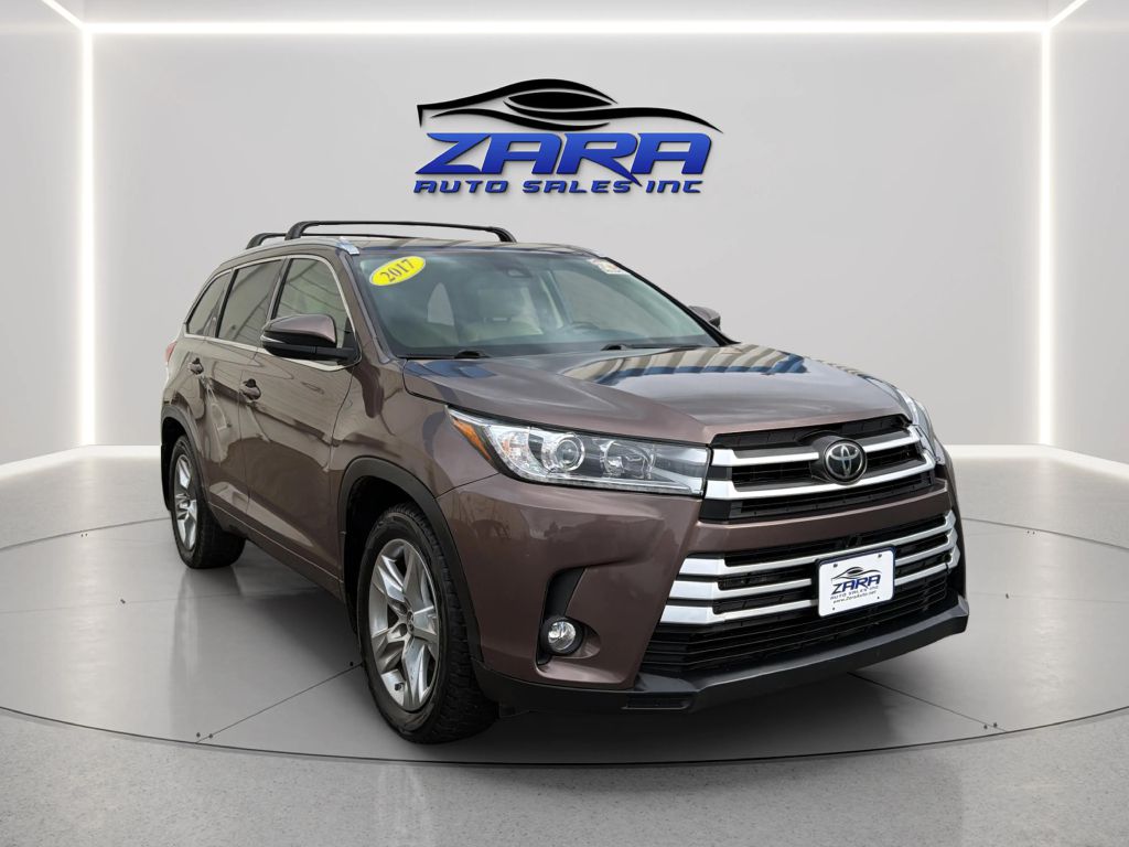 Photo 9 of this TOYOTA HIGHLANDER