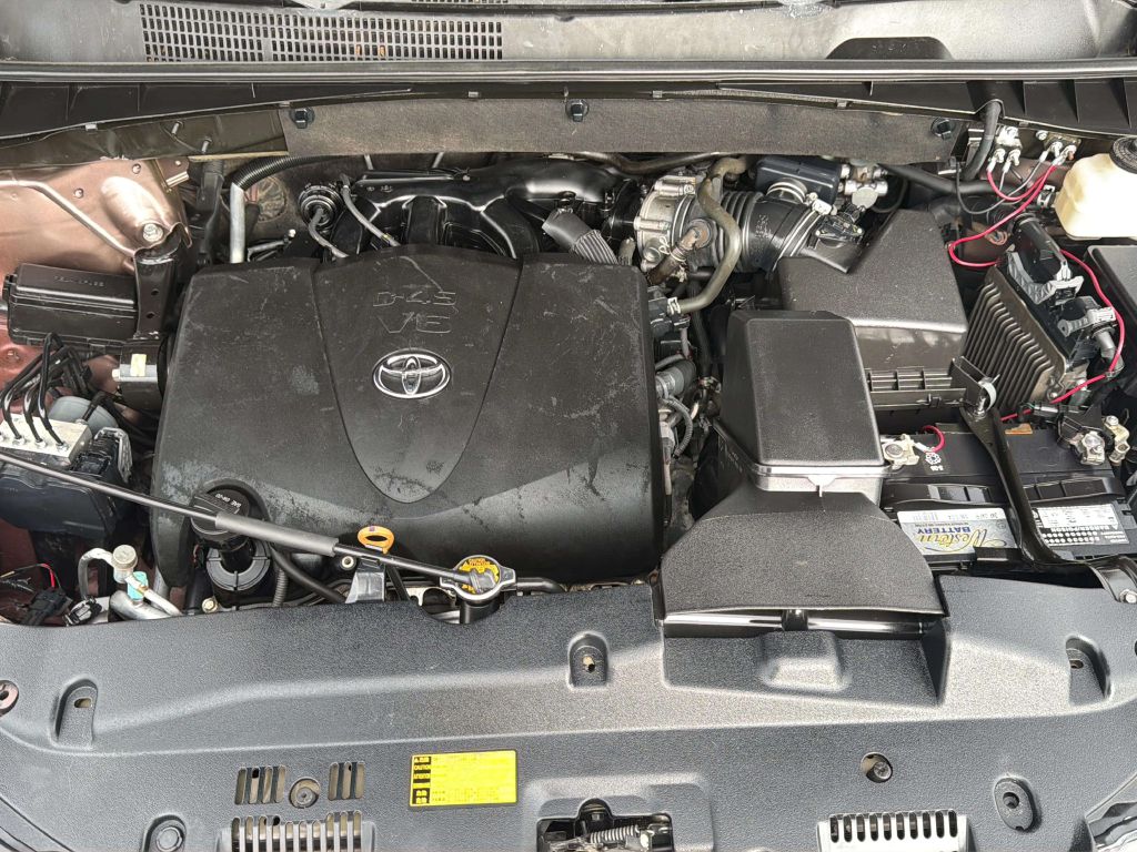 Photo 34 of this TOYOTA HIGHLANDER