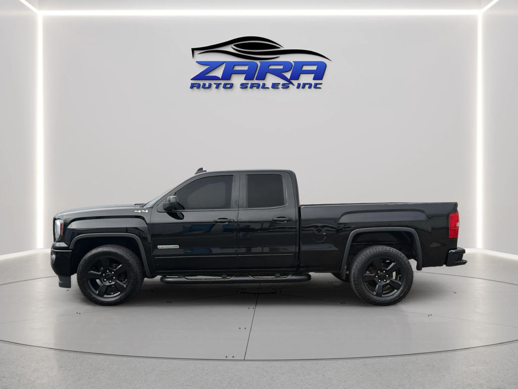 Photo 4 of this GMC SIERRA 1500