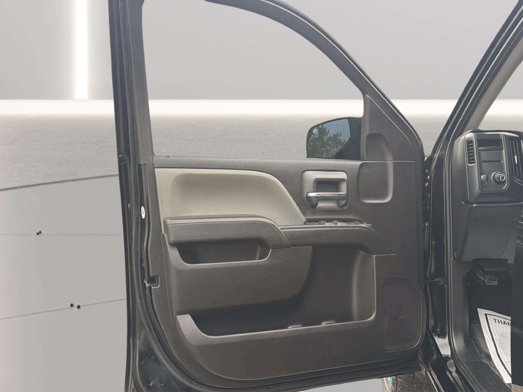 Photo 15 of this GMC SIERRA 1500