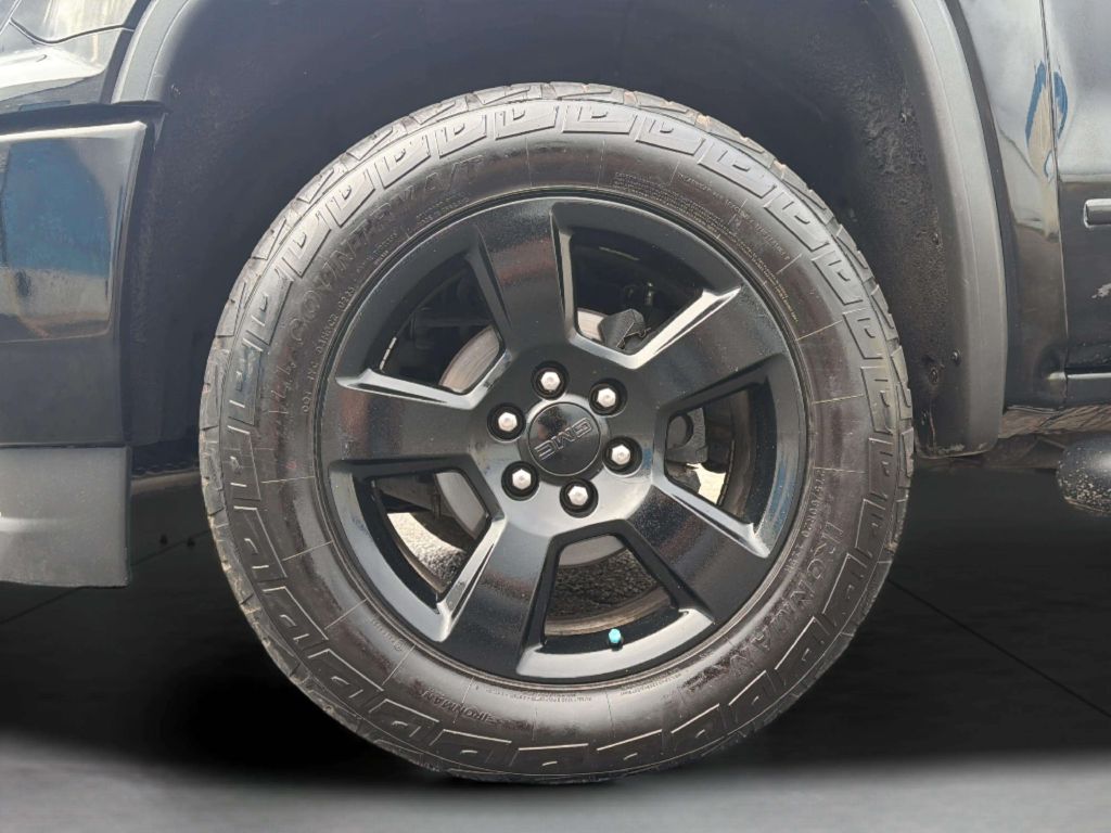Photo 27 of this GMC SIERRA 1500