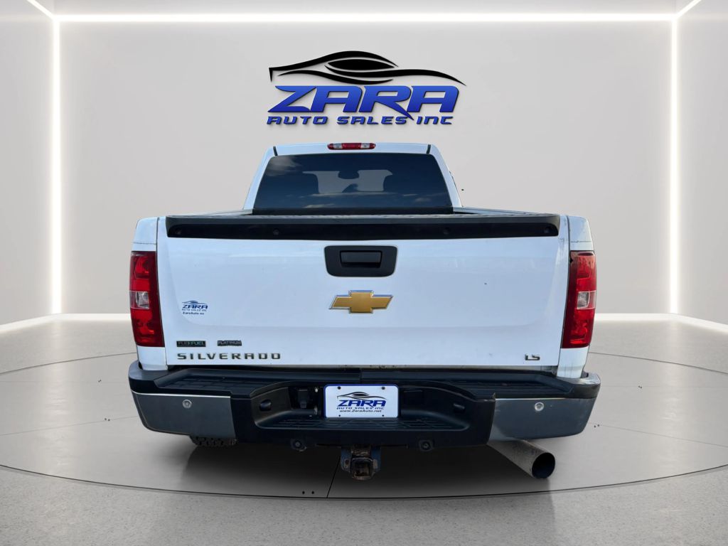 Photo 6 of this CHEVROLET SILVERADO 2500H