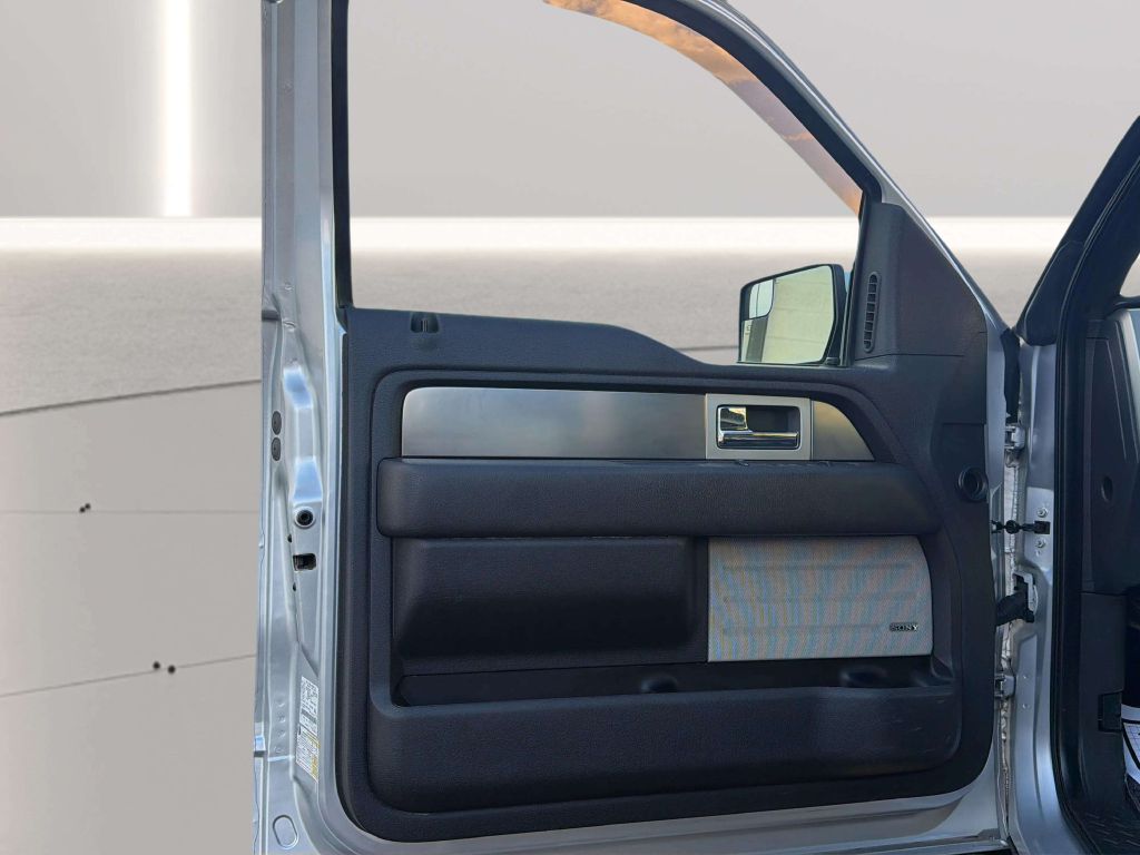 Photo 15 of this FORD F-150